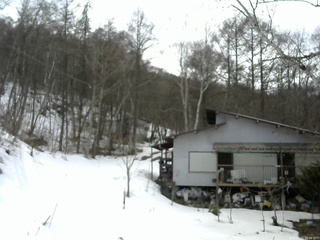 長野県菅平高原 ゆたか山荘 西側(坂上) 2026/03/15 15:00