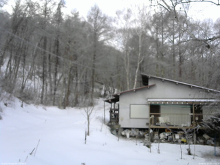 長野県菅平高原 ゆたか山荘 西側(坂上) 2026/03/16 07:15