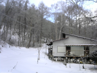 長野県菅平高原 ゆたか山荘 西側(坂上) 2026/03/16 07:30