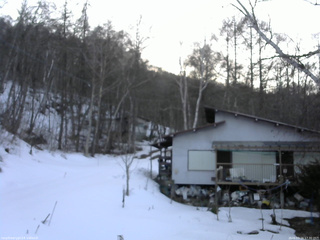 長野県菅平高原 ゆたか山荘 西側(坂上) 2026/03/16 17:30