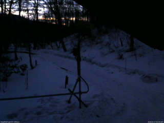 長野県菅平高原 ゆたか山荘 南側 2026/03/17 05:30