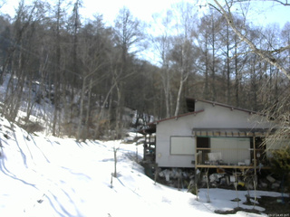 長野県菅平高原 ゆたか山荘 西側(坂上) 2026/03/17 14:45
