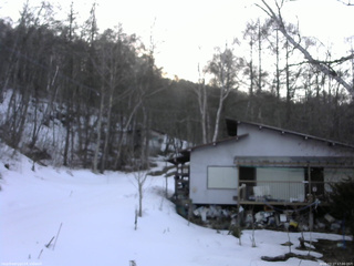 長野県菅平高原 ゆたか山荘 西側(坂上) 2026/03/17 17:00