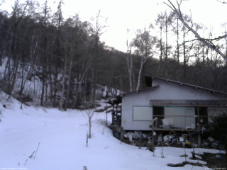 長野県菅平高原 ゆたか山荘 西側(坂上) 2026/03/17 18:00