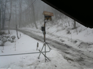 長野県菅平高原 ゆたか山荘 南側 2026/03/19 12:00