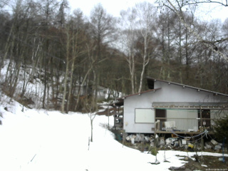 長野県菅平高原 ゆたか山荘 西側(坂上) 2026/03/19 09:30