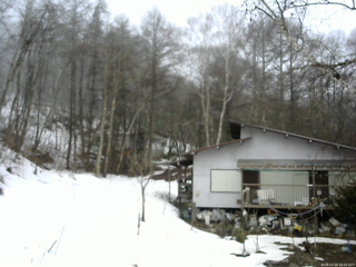 長野県菅平高原 ゆたか山荘 西側(坂上) 2026/03/19 10:00