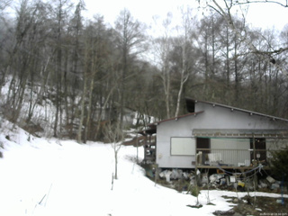 長野県菅平高原 ゆたか山荘 西側(坂上) 2026/03/19 13:30