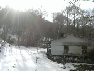 長野県菅平高原 ゆたか山荘 西側(坂上) 2026/03/19 15:30