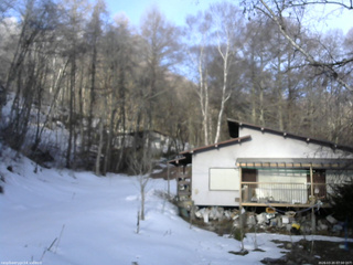 長野県菅平高原 ゆたか山荘 西側(坂上) 2026/03/20 07:00