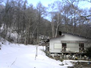 長野県菅平高原 ゆたか山荘 西側(坂上) 2026/03/20 07:30