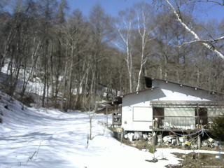 長野県菅平高原 ゆたか山荘 西側(坂上) 2026/03/20 09:45