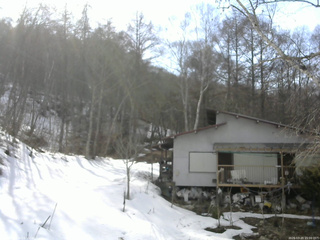 長野県菅平高原 ゆたか山荘 西側(坂上) 2026/03/20 15:00
