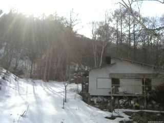 長野県菅平高原 ゆたか山荘 西側(坂上) 2026/03/20 15:30
