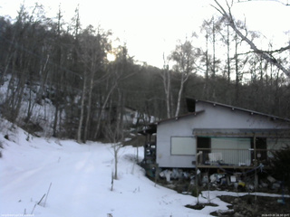 長野県菅平高原 ゆたか山荘 西側(坂上) 2026/03/20 16:30