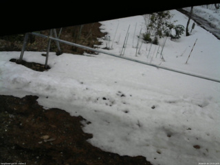 長野県菅平高原 ゆたか山荘 駐車場 2026/03/20 13:15