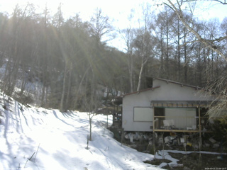 長野県菅平高原 ゆたか山荘 西側(坂上) 2026/03/21 15:00