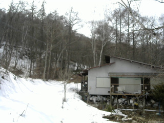 長野県菅平高原 ゆたか山荘 西側(坂上) 2026/03/22 14:30
