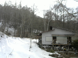長野県菅平高原 ゆたか山荘 西側(坂上) 2026/03/22 15:00