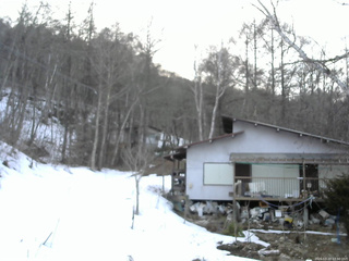 長野県菅平高原 ゆたか山荘 西側(坂上) 2026/03/22 17:30