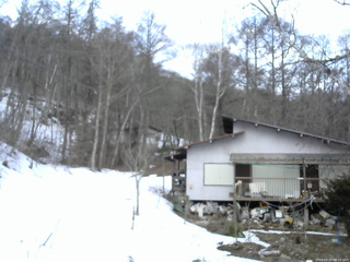 長野県菅平高原 ゆたか山荘 西側(坂上) 2026/03/23 06:15
