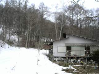 長野県菅平高原 ゆたか山荘 西側(坂上) 2026/03/23 07:15