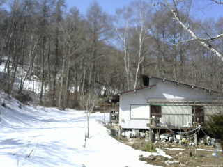 長野県菅平高原 ゆたか山荘 西側(坂上) 2026/03/23 10:30