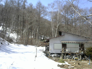 長野県菅平高原 ゆたか山荘 西側(坂上) 2026/03/23 11:30