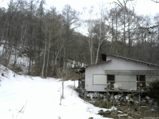 長野県菅平高原 ゆたか山荘 西側(坂上) 2026/03/23 16:00