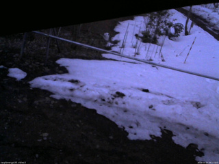 長野県菅平高原 ゆたか山荘 駐車場 2026/03/23 18:15