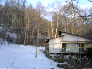 長野県菅平高原 ゆたか山荘 西側(坂上) 2026/03/24 06:15