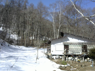 長野県菅平高原 ゆたか山荘 西側(坂上) 2026/03/24 09:45