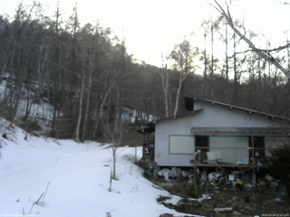 長野県菅平高原 ゆたか山荘 西側(坂上) 2026/03/24 17:15