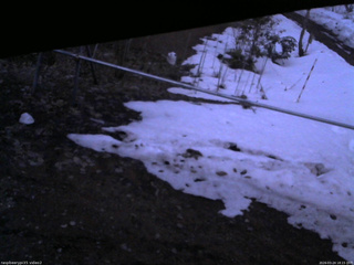 長野県菅平高原 ゆたか山荘 駐車場 2026/03/24 18:15