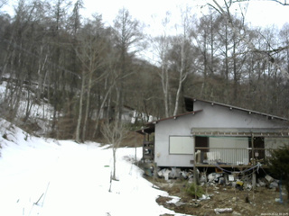 長野県菅平高原 ゆたか山荘 西側(坂上) 2026/03/25 12:30