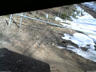 長野県菅平高原 ゆたか山荘 駐車場 2026/03/27 14:30