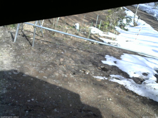 長野県菅平高原 ゆたか山荘 駐車場 2026/03/27 14:45