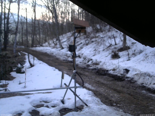 長野県菅平高原 ゆたか山荘 南側 2026/03/28 05:30