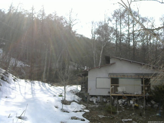 長野県菅平高原 ゆたか山荘 西側(坂上) 2026/03/28 15:15