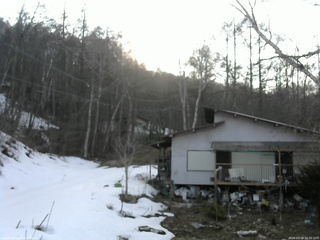 長野県菅平高原 ゆたか山荘 西側(坂上) 2026/03/28 16:30