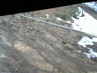 長野県菅平高原 ゆたか山荘 駐車場 2026/03/28 13:15