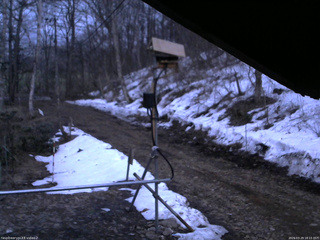 長野県菅平高原 ゆたか山荘 南側 2026/03/29 18:15