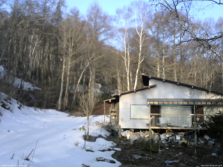 長野県菅平高原 ゆたか山荘 西側(坂上) 2026/03/29 06:30