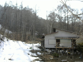 長野県菅平高原 ゆたか山荘 西側(坂上) 2026/03/29 15:00