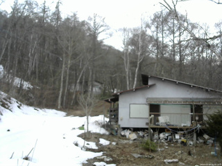 長野県菅平高原 ゆたか山荘 西側(坂上) 2026/03/29 16:45