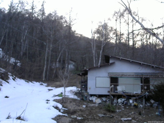 長野県菅平高原 ゆたか山荘 西側(坂上) 2026/03/30 18:00