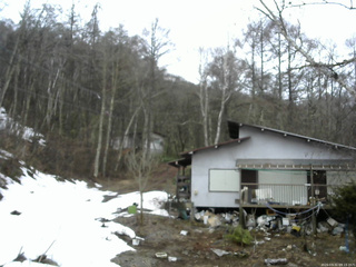 長野県菅平高原 ゆたか山荘 西側(坂上) 2026/03/31 09:15