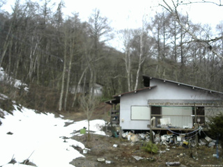 長野県菅平高原 ゆたか山荘 西側(坂上) 2026/03/31 09:30