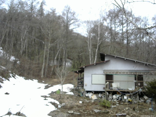 長野県菅平高原 ゆたか山荘 西側(坂上) 2026/03/31 11:30