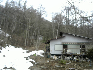 長野県菅平高原 ゆたか山荘 西側(坂上) 2026/03/31 12:15